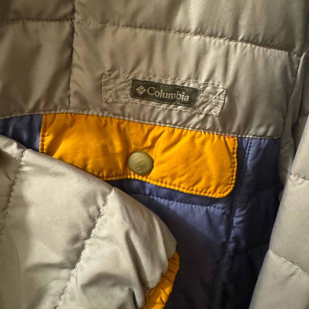 Vintage Columbia sportswear jacket
